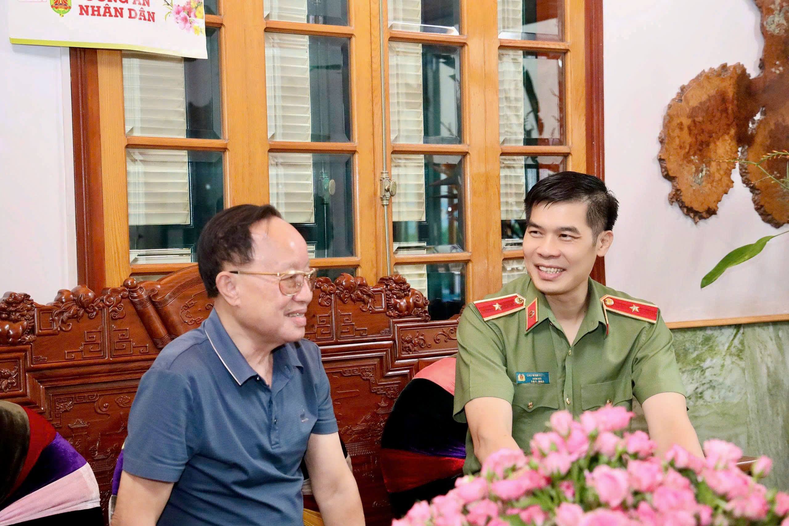 anh tin bai